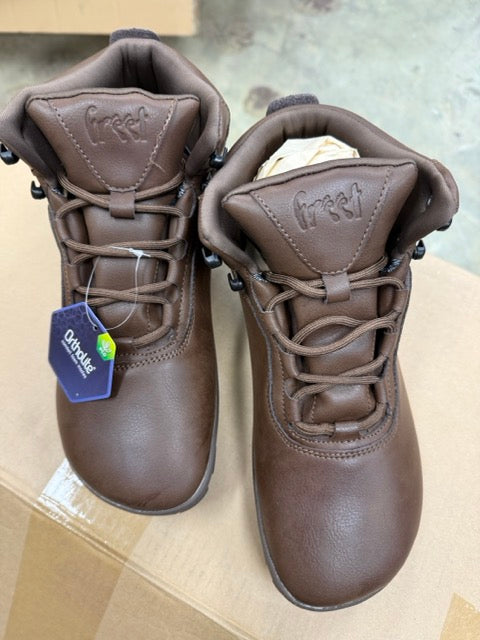 Tundra Brown 4.jpeg