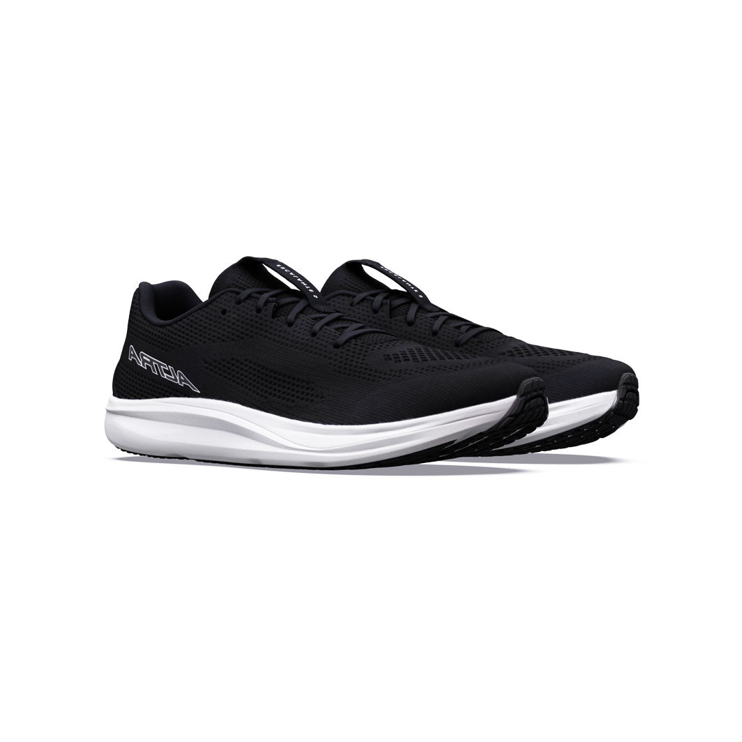 Altra - Escalante 5 - Black/White - Womens