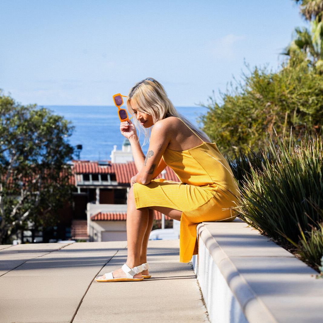 Vivobarefoot Sensus Yin Sandal (Womens) - Limestone