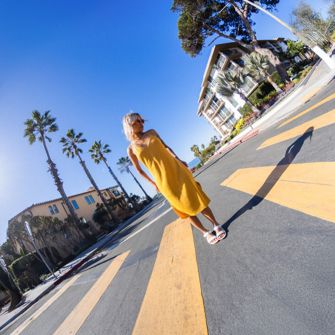 Vivobarefoot Sensus Yin Sandal (Womens) - Limestone