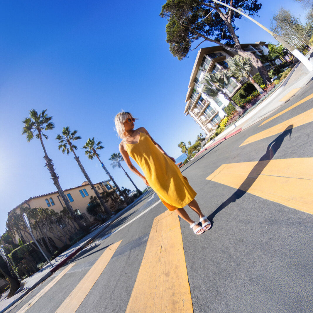 Vivobarefoot Sensus Yin Sandal (Womens) - Limestone