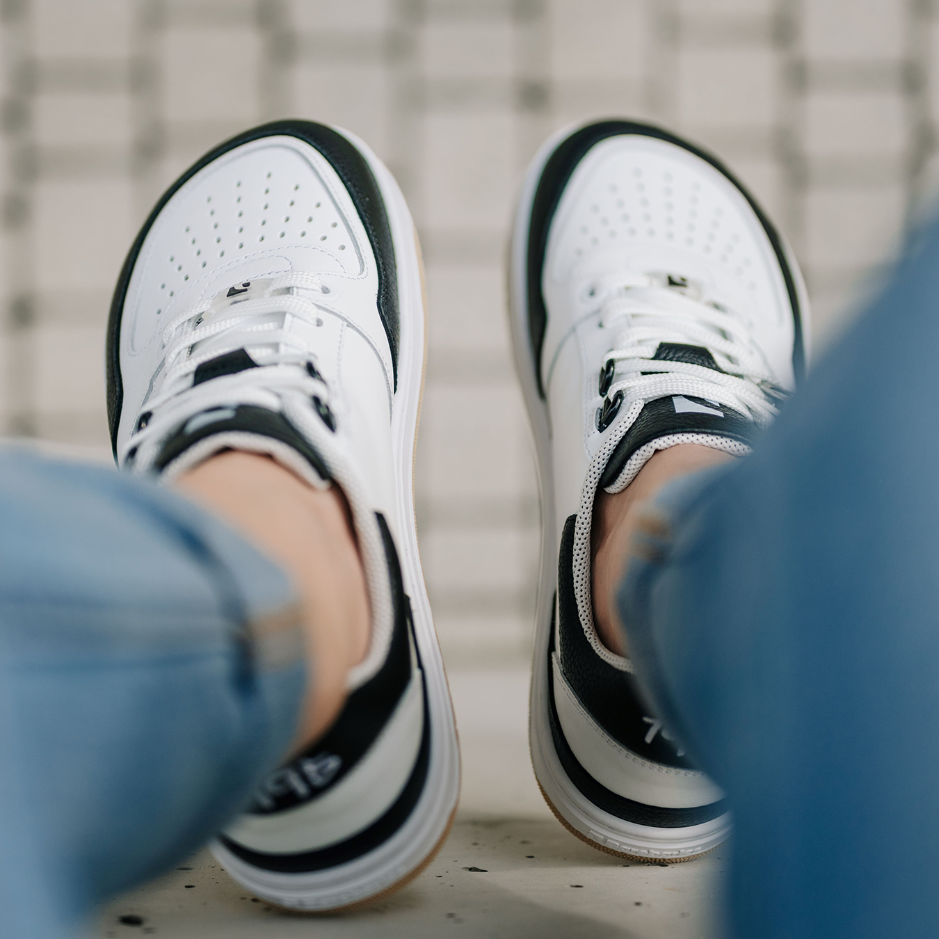 Barebarics - Wave - White & Black - (Unisex)