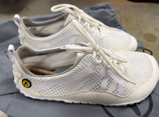 JN NimbleToes W White 5.jpeg