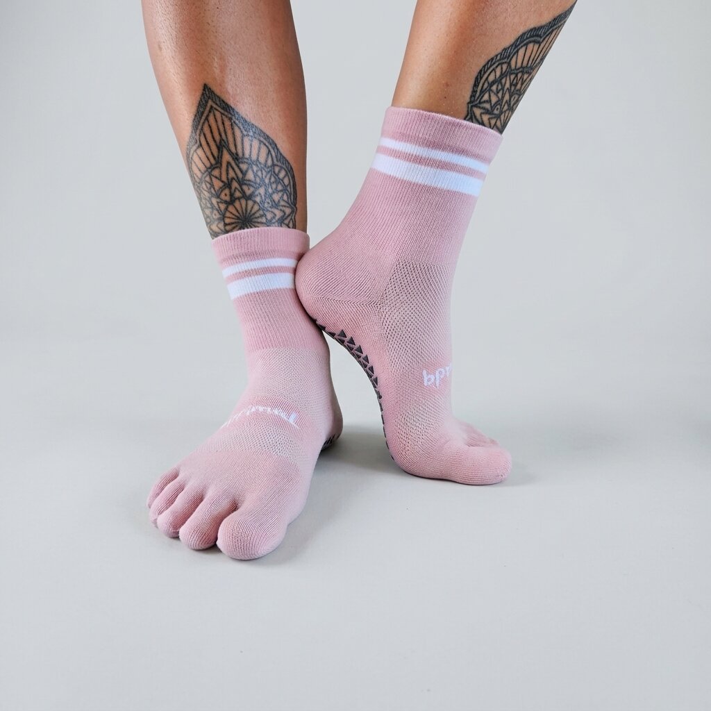 Bprimal GRIP Five-Toe Socks - Crew - Regular Weight - Blush