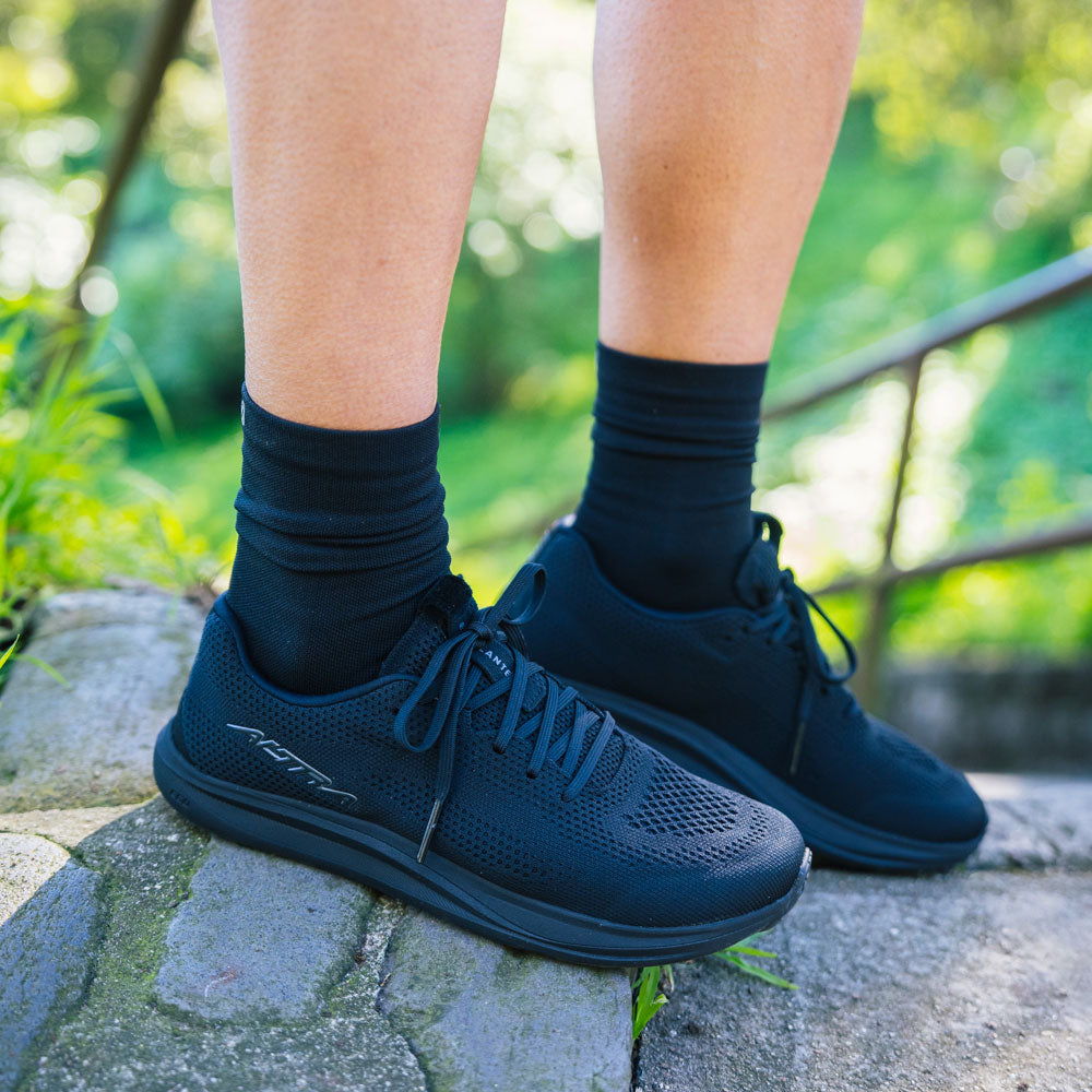 Altra - Escalante 5 - Triple Black - Womens