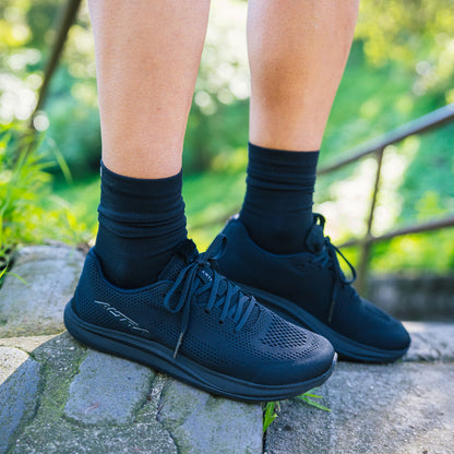 Altra - Escalante 5 - Triple Black - Womens