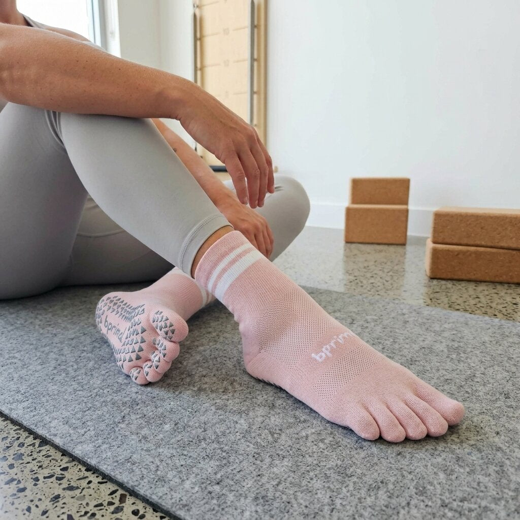 Bprimal GRIP Five-Toe Socks - Crew - Regular Weight - Blush