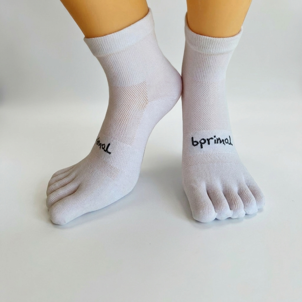 Bprimal YOUTH Everyday Five-Toe Socks - 1/4 Crew - Regular Weight - White