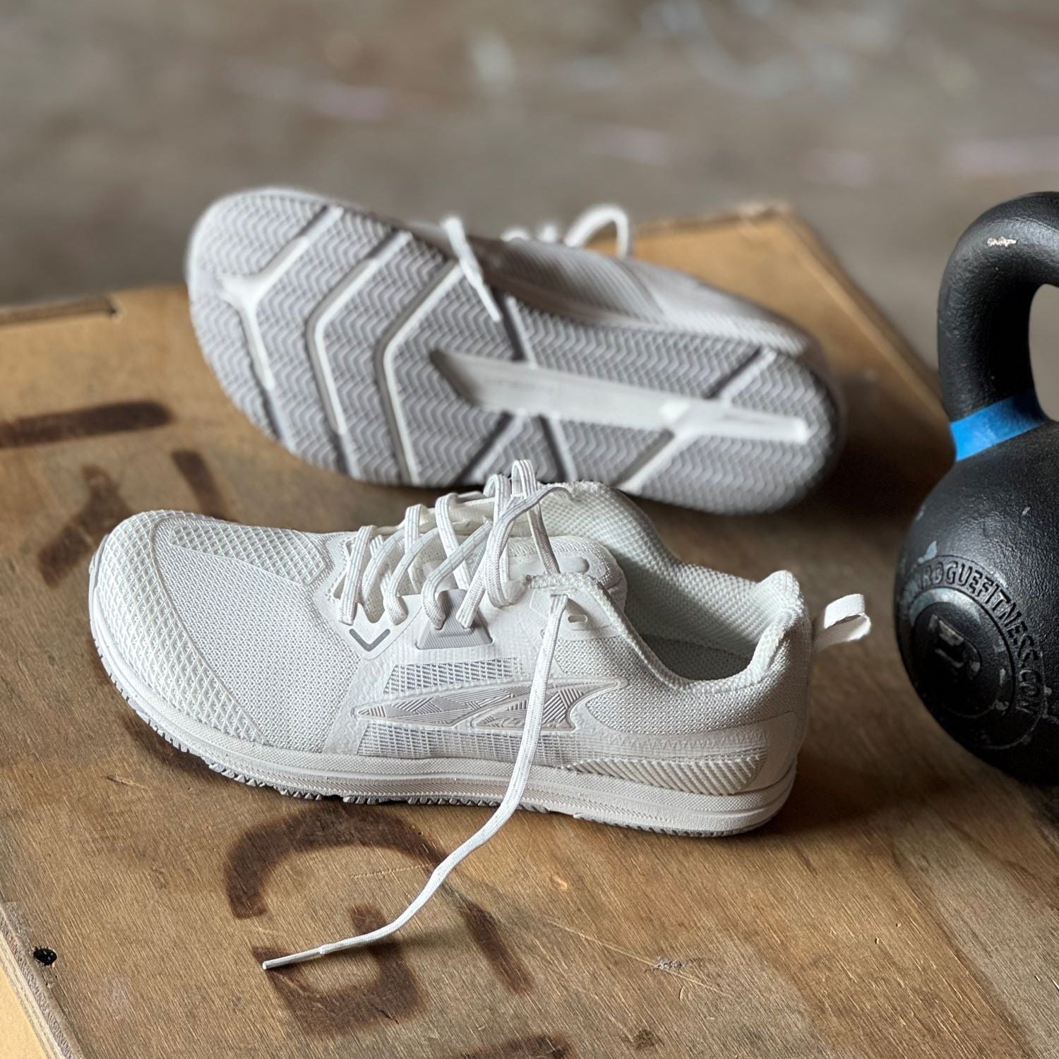 Altra - Solstice XT 3 - White - Womens