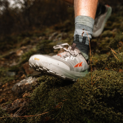 Altra - Lone Peak 9+ - Basalt - Mens