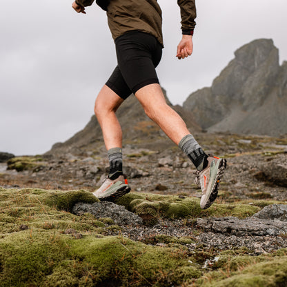 Altra - Lone Peak 9+ - Basalt - Mens