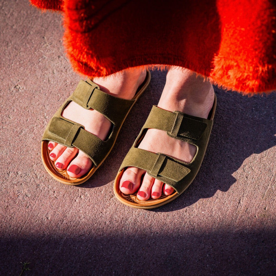 Vivobarefoot  Sensus Yin Slide (Womens) - Dark Olive