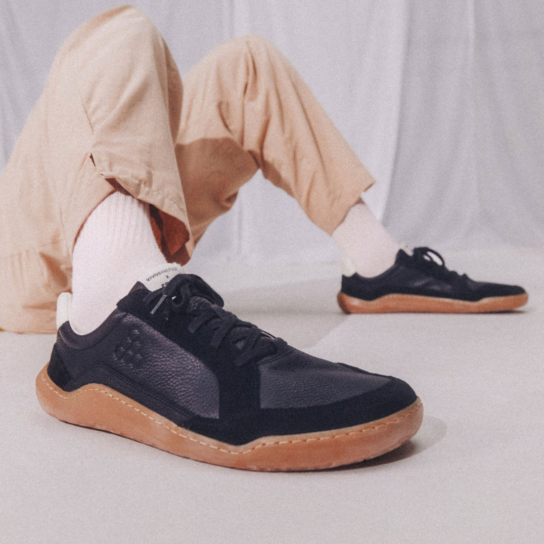 Vivobarefoot Gobi II Sneaker Premium Leather (Mens) - Obsidian