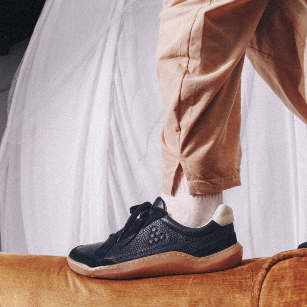 Vivobarefoot Gobi II Sneaker Premium Leather (Mens) - Obsidian