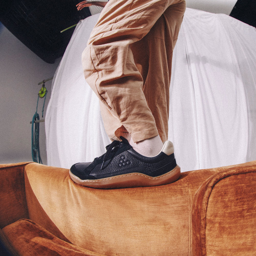 Vivobarefoot Gobi II Sneaker Premium Leather (Mens) - Obsidian